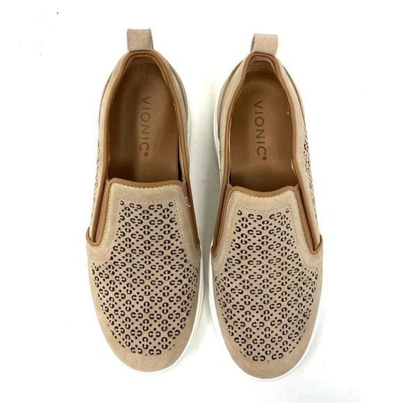 VIONIC KIMMIE PERF SUEDE CASUAL SNEAKER Wheat - Picture 4 of 7